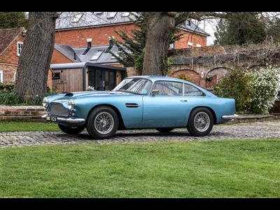 Aston Martin+DB4